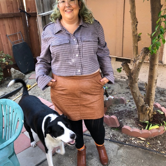 Welcome to my closet! - Picture 3 of 3